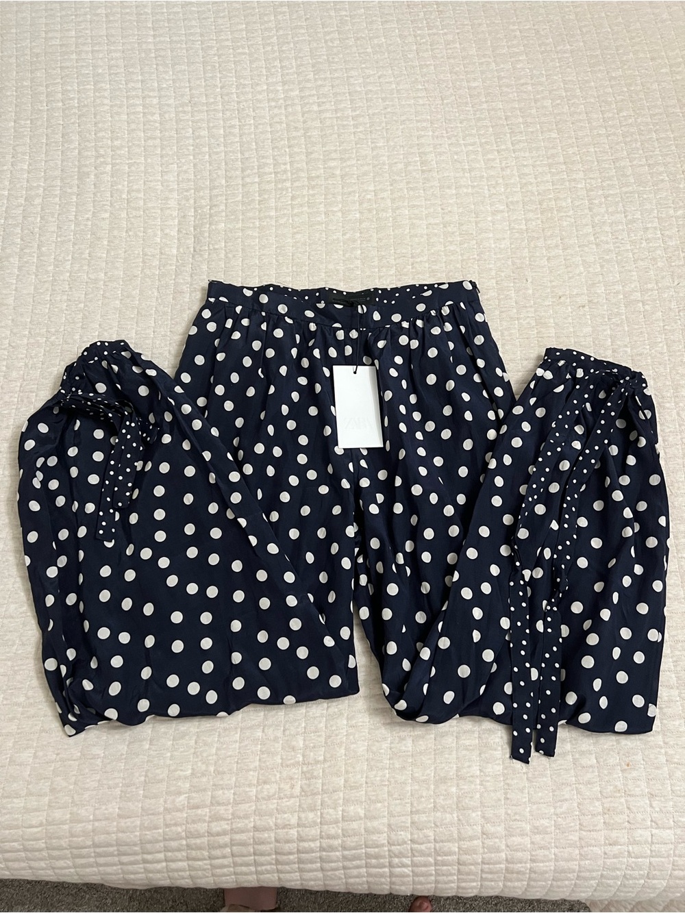Zara Navy & White Polka Dot Cropped Pants